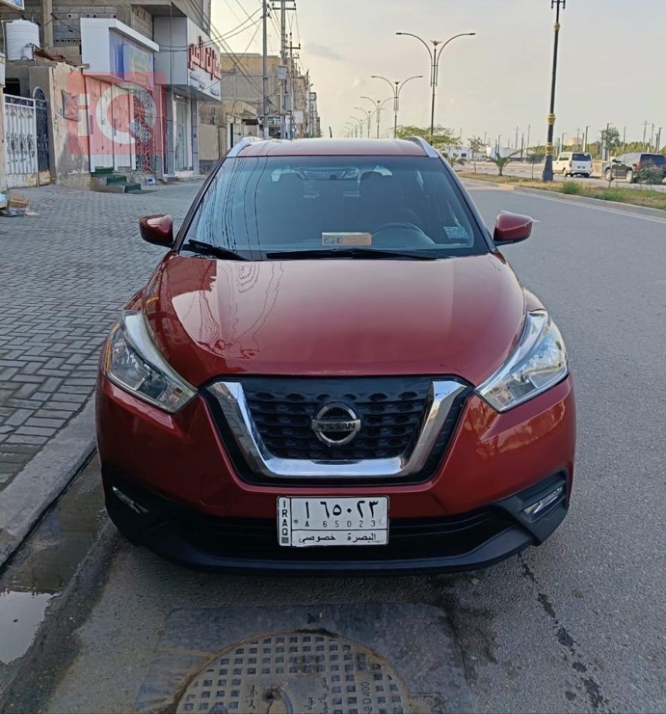 نیسان کیکس